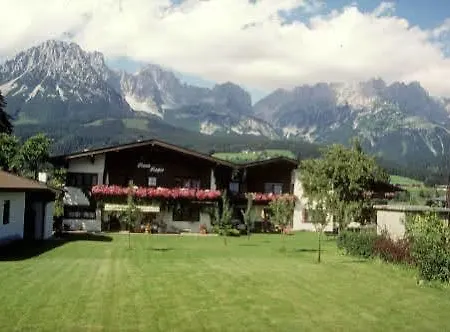 Szálloda Haus Hager *